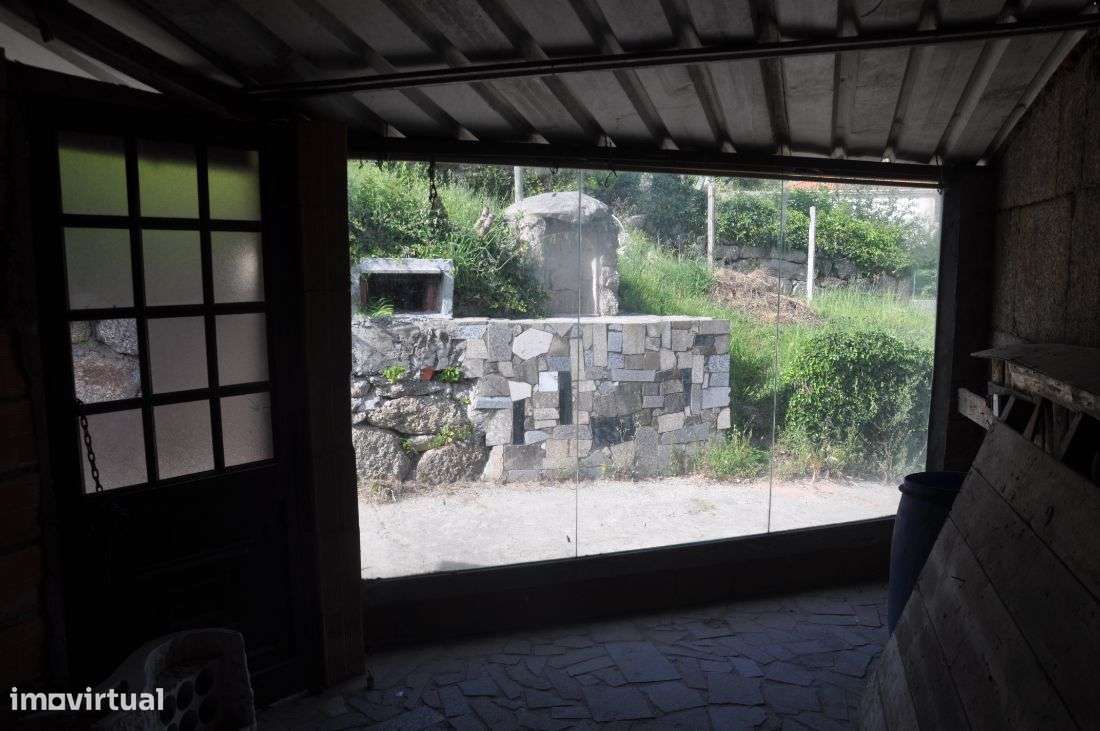Casa para Restauro em Abação-21