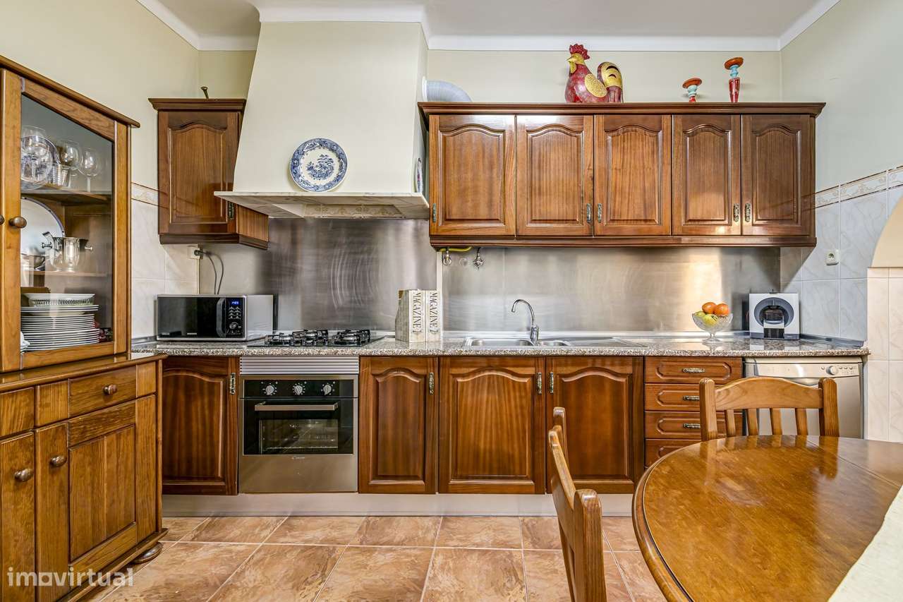 Moradia T2+1, c/ Garagem, Bairro do Areias – Montijo-28