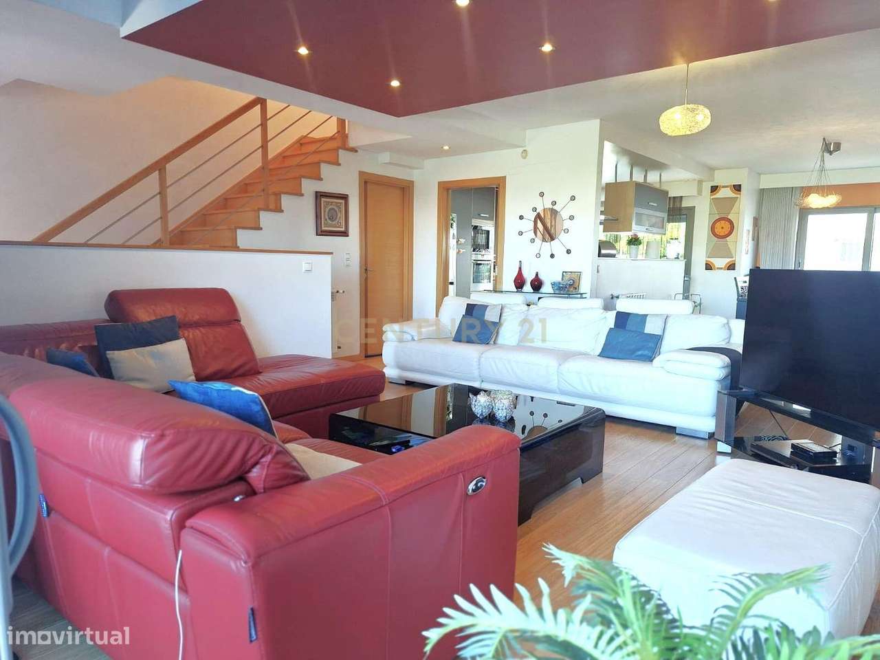 Moradia T3+1 em Alcochete: Luxo e Conforto!-19