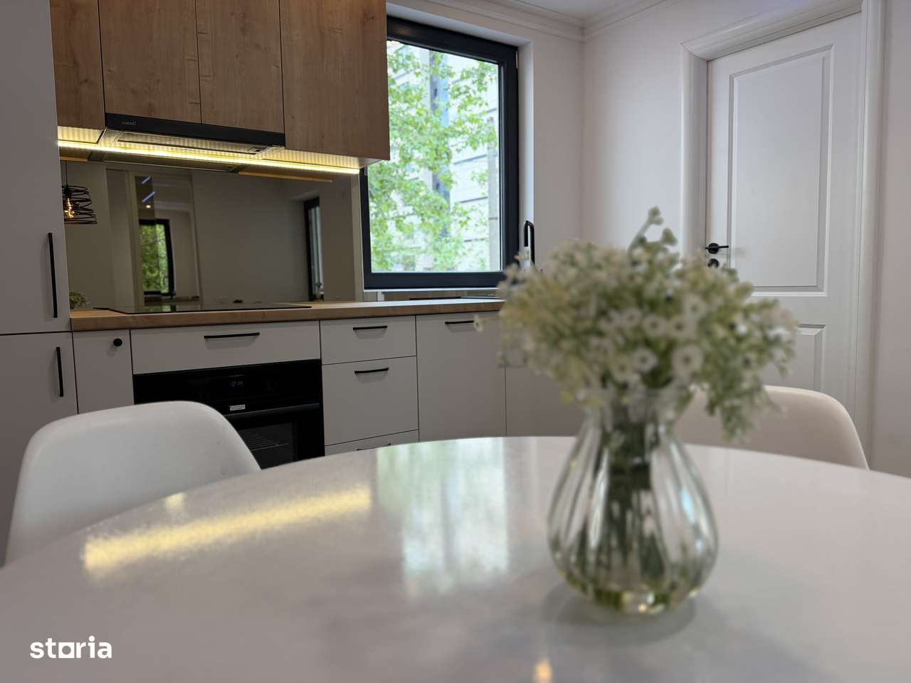 Apartament cochet cu 2 camere, complet renovat si utilat