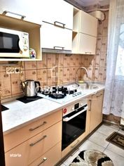 Apartament 2 camere, semidecomandat, parter, zona Gradina