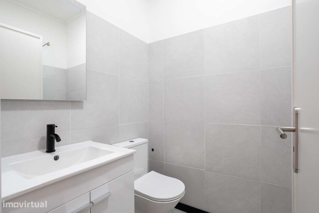 T3 Remodelado em Sassoeiros/Carcavelos - Grande imagem: 4/29