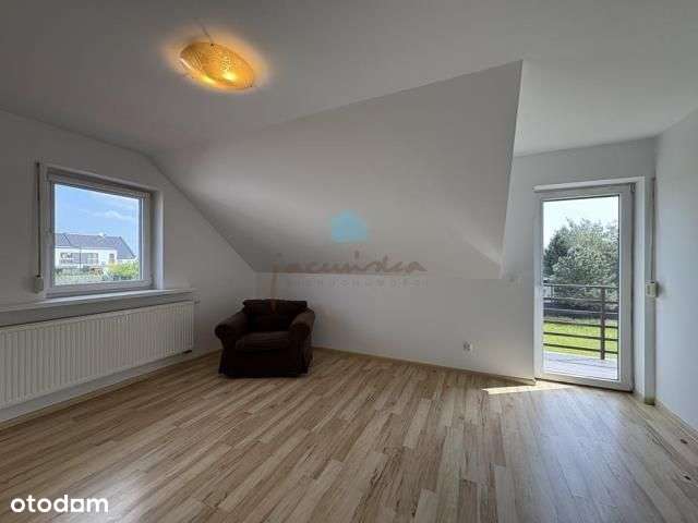 Atrakcyjny dom z poddaszem użytkowym Osiniec Os. O-9