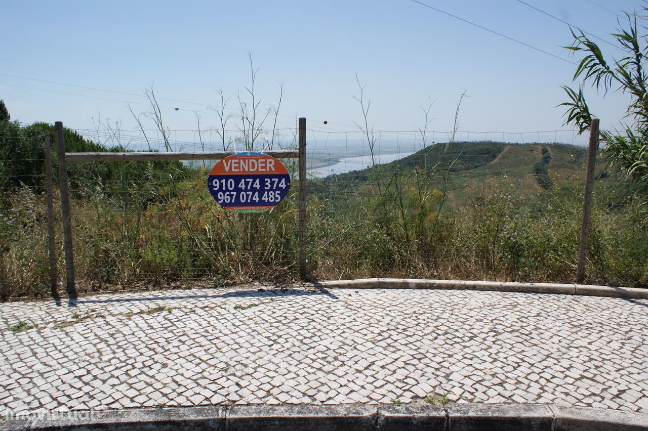 Terreno em Vila Franca de Xira (VFX006)