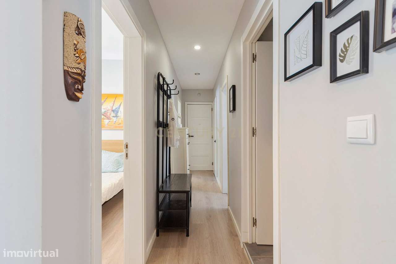 Apartamento T-3 com Terraço  Almada-10