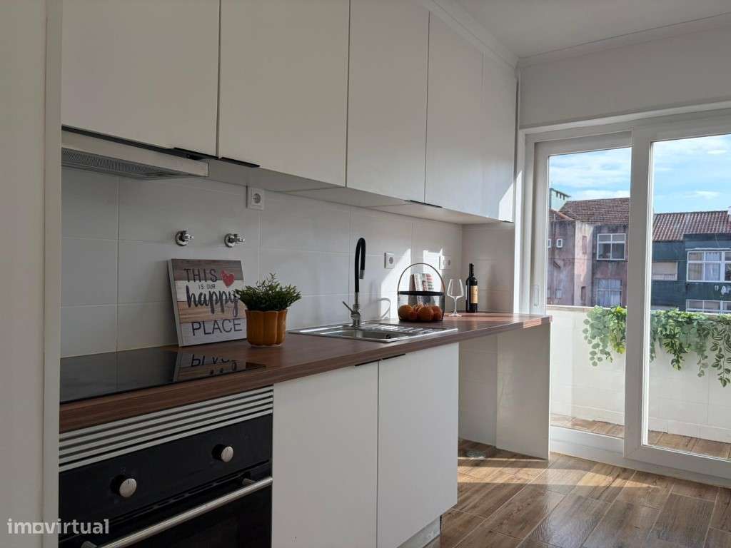 Apartamento T2, Renovado, junto a Vila Chã/Amadora: Oportunidade Ún... - Grande imagem: 5/19
