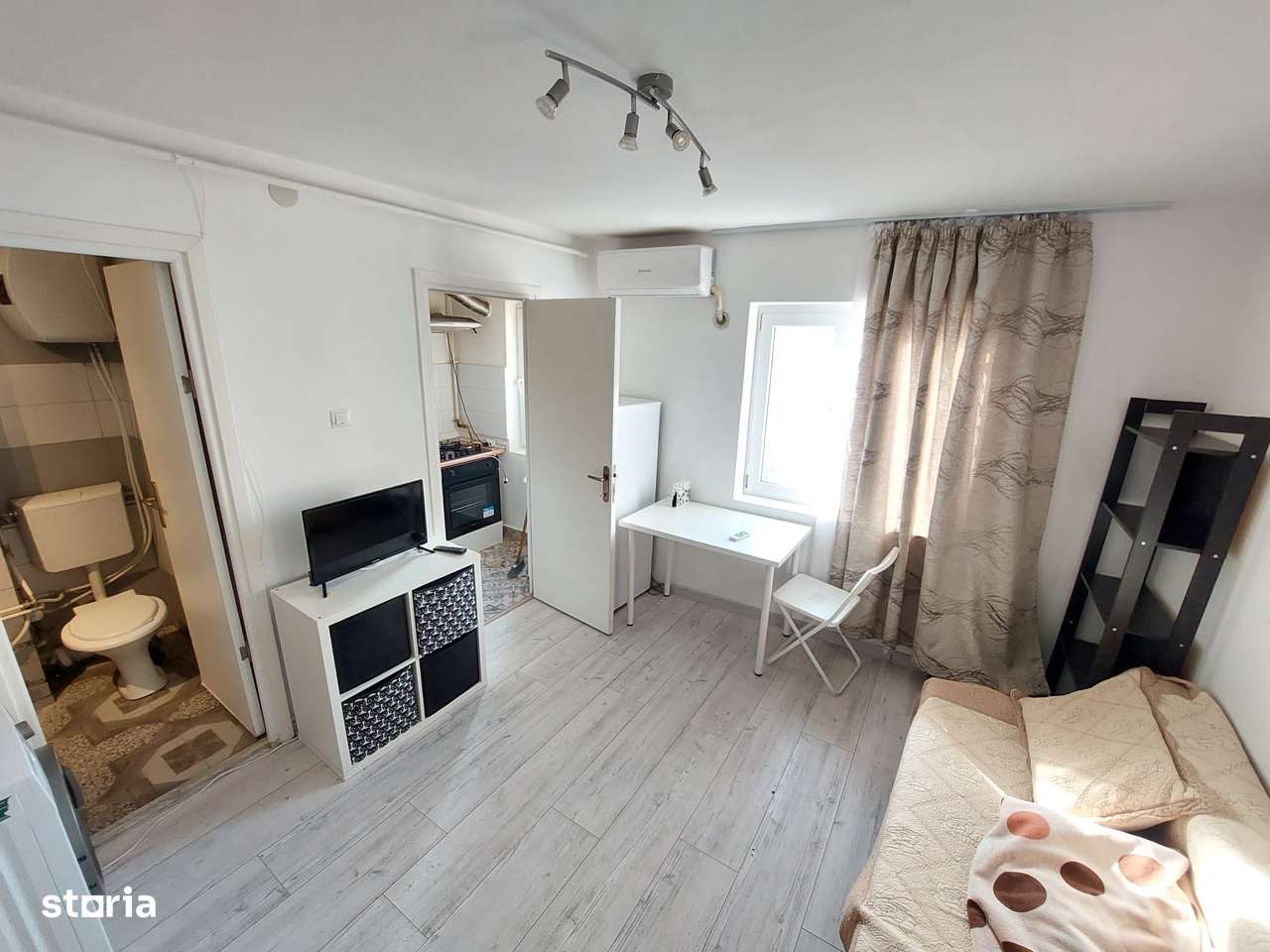 COMISION 0, Garsoniera 18mp, Et.3,  Central - Imagine principală: 1/4