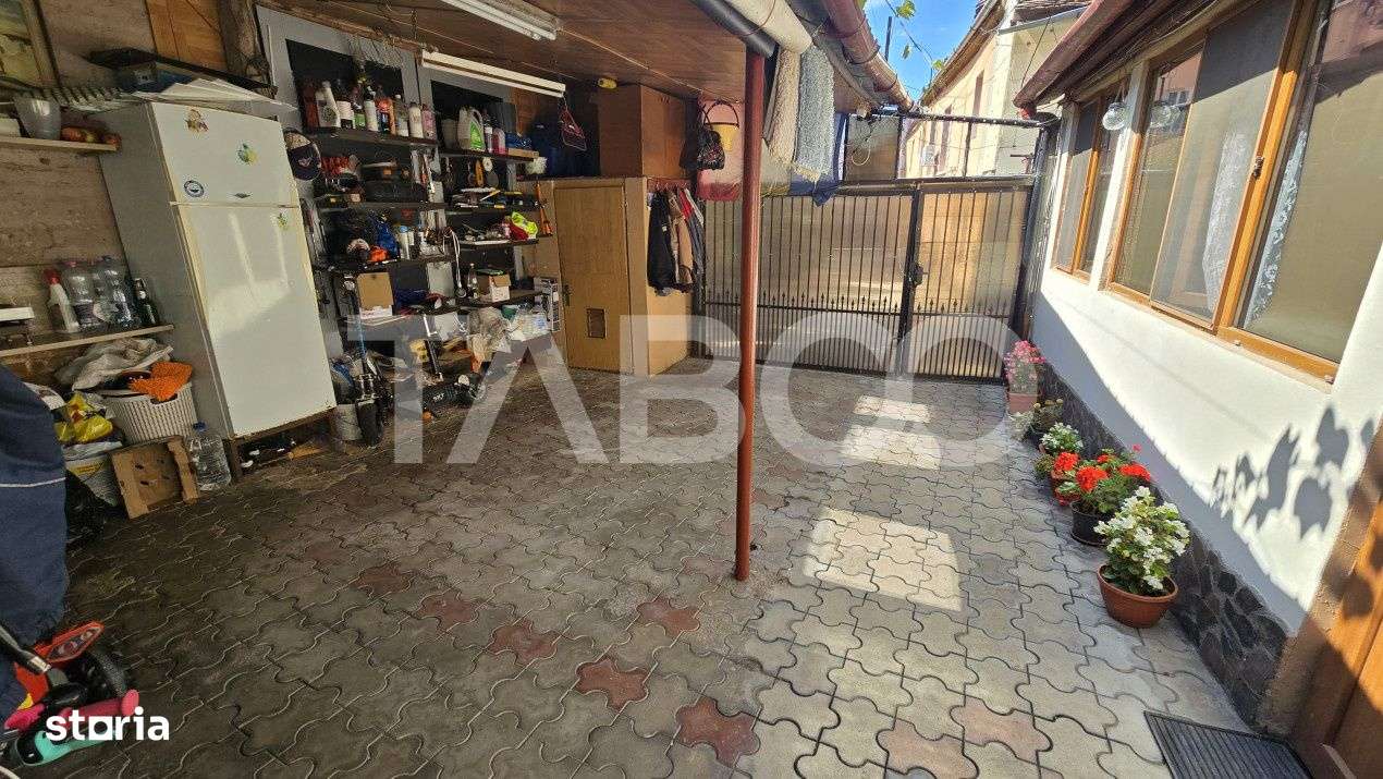 Apartament la casa de vanzare curte comuna Orasul de Jos Sibiu - Imagine principală: 4/14