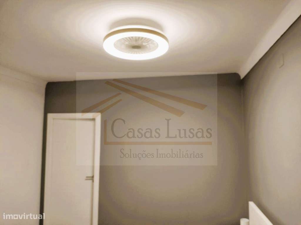 Moradia T4 com GARAGEM, PÁTEO c/ CHURRASQUEIRA + TERRENO EXTRA (40m...-13