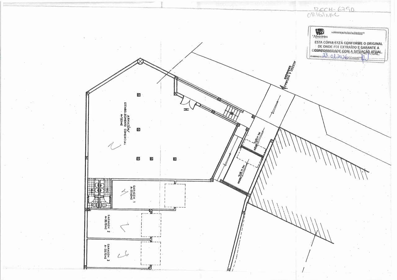 Garagen e estacionamento em Almeirim, Almeirim - Grande imagem: 5/5