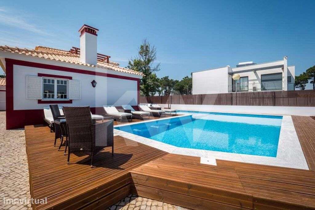 Linda Moradia com Piscina - Grande imagem: 3/12