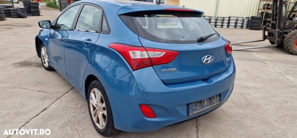 Dezmembram Hyundai I 30 - 3