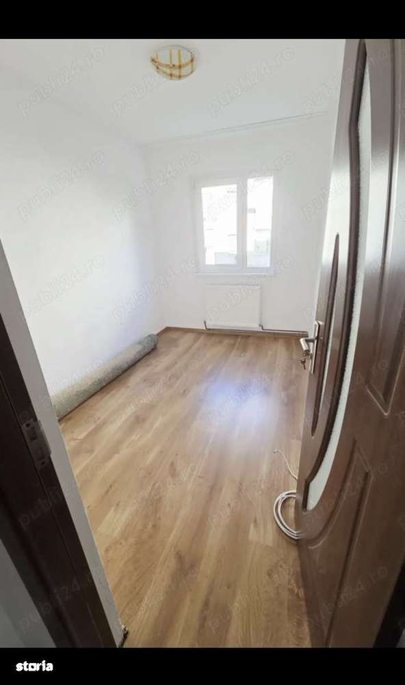 Tomis Nord-ap 3 camere la etajul 1-1