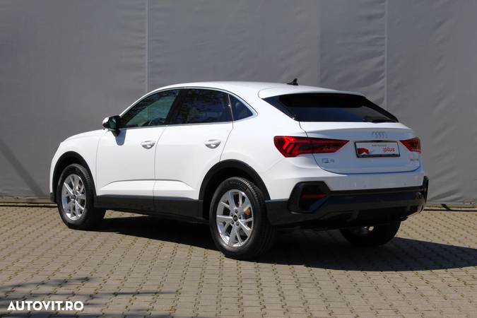 Audi Q3 35 TFSI Sportback S tronic - 3