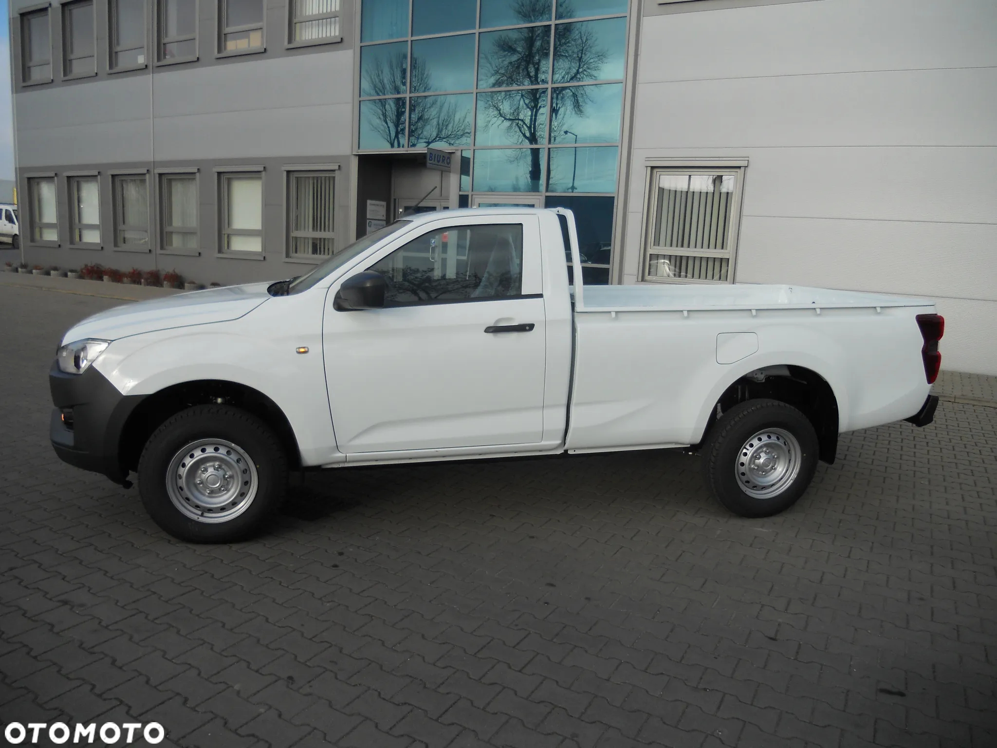 Isuzu D-Max 1.9 SC L - 11