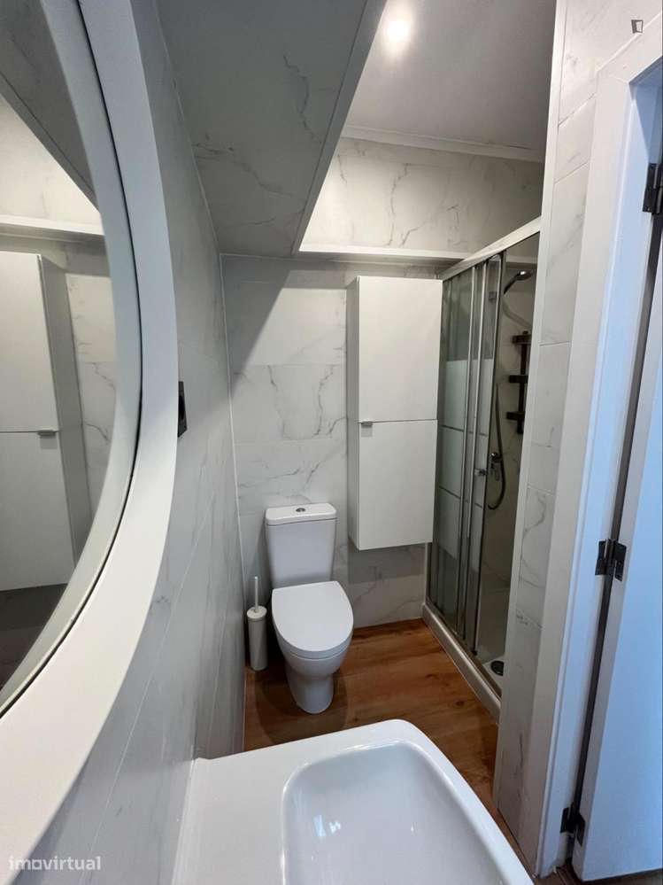 Apartamento com 2 quartos - localizado em Arroios Lisbon - Grande imagem: 3/9