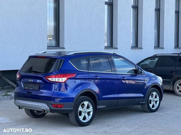 Ford Kuga 2.0 TDCi 4x4 Aut. Trend - 5