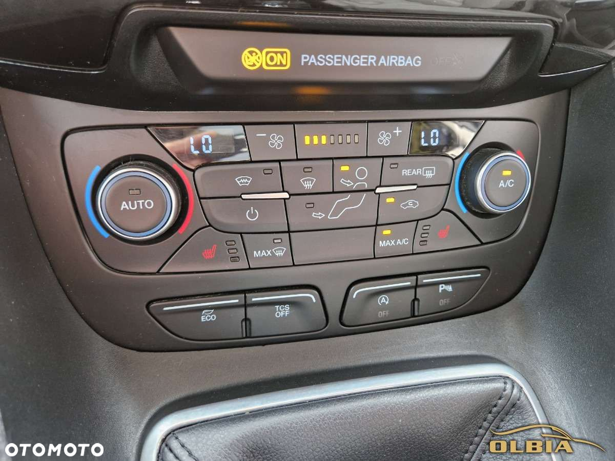 Ford Tourneo Connect Grand - 17