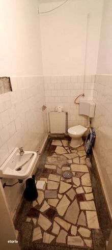 Casa sanatoasa in centrul localitatii Cristian-10