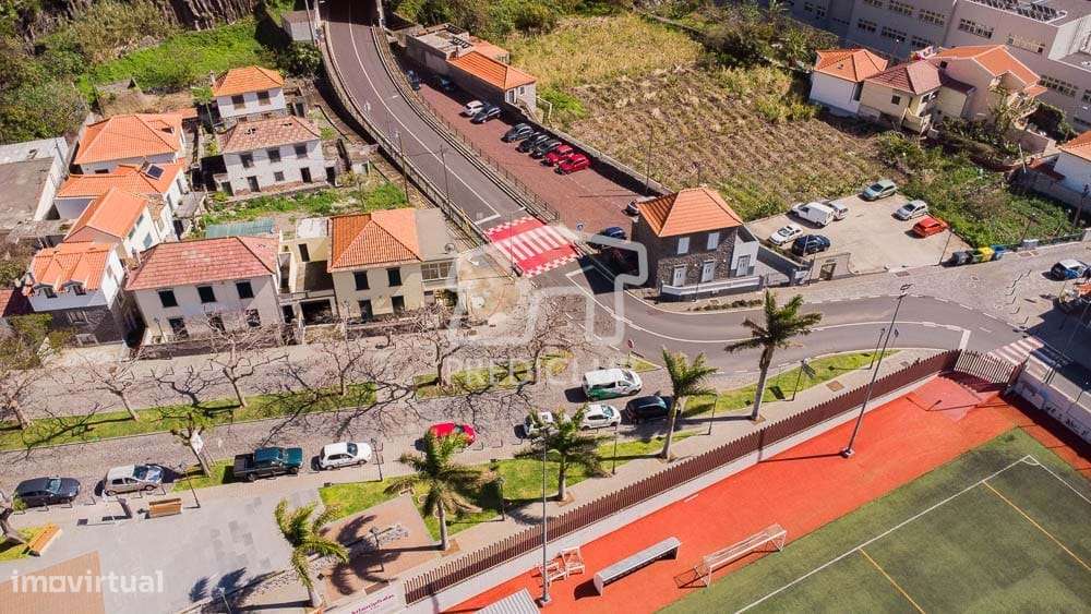 Moradia T4 - Ribeira Brava - Grande imagem: 3/31