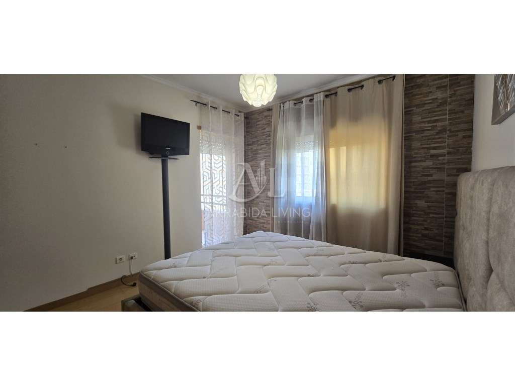 Apartamento T3 com otimas áreas a 5 minutos da Avenida Luisa Todi-17