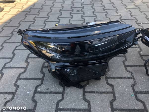 Skoda Kodiaq Lift 566941035 Lampa Komplet Lamp - 3