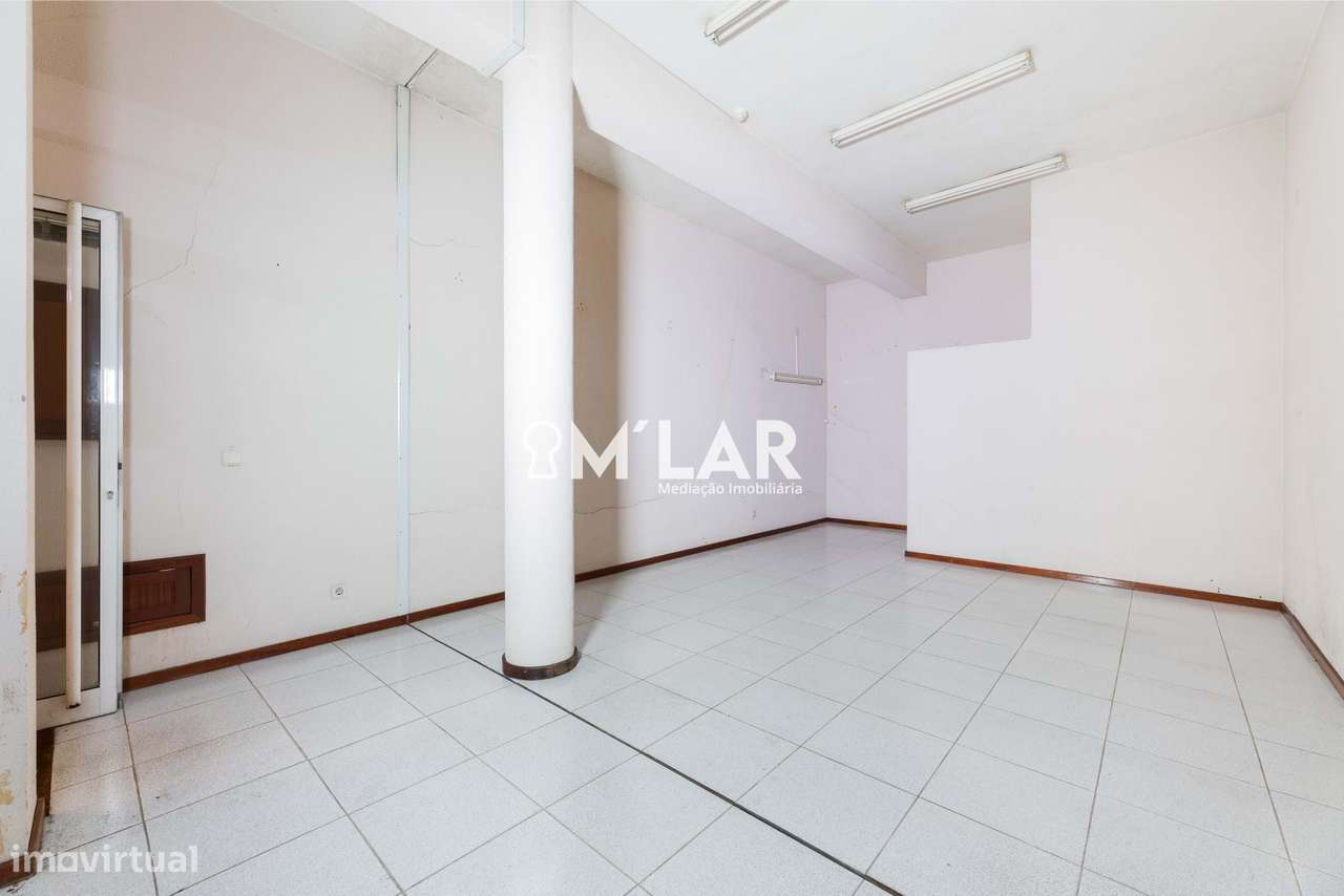 Loja com 37 m² em Maximinos – Braga-8