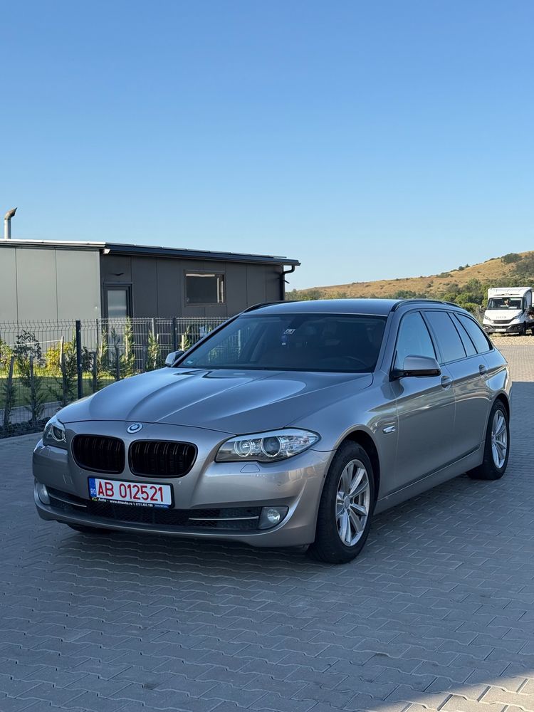 BMW 5 Series F10/F11/F07 [2010 - 2017] 520d 2012