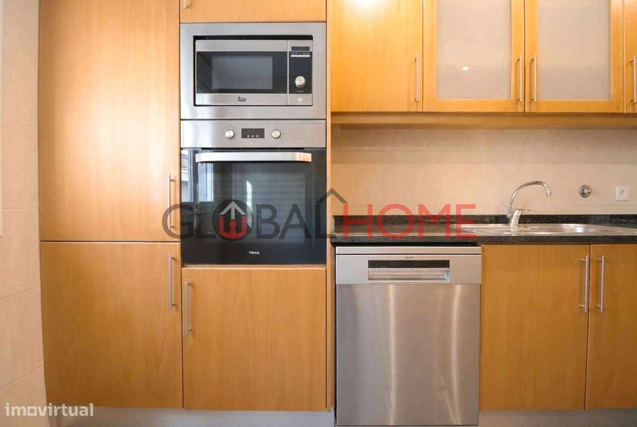 Duplex T2+1 com vista mar em Canidelo-11