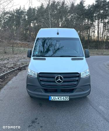 Mercedes-Benz Sprinter - 5