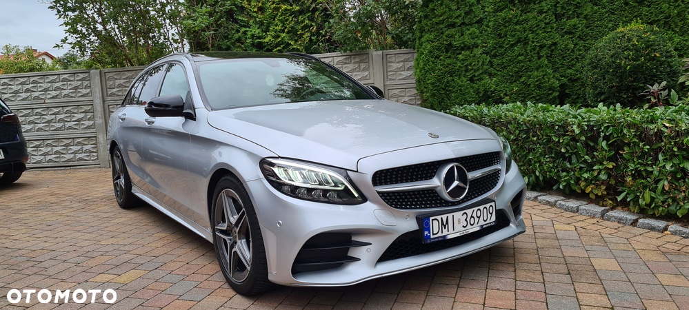 Mercedes-Benz Klasa C 220 d 4Matic T 9G-TRONIC AMG Line - 1