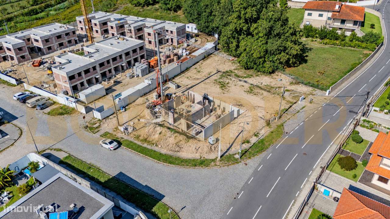 Apartamento T2 com jardim privativo em Fonte Arcada-7