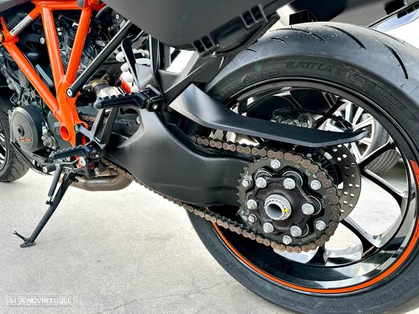 KTM SuperDuke GT - 17