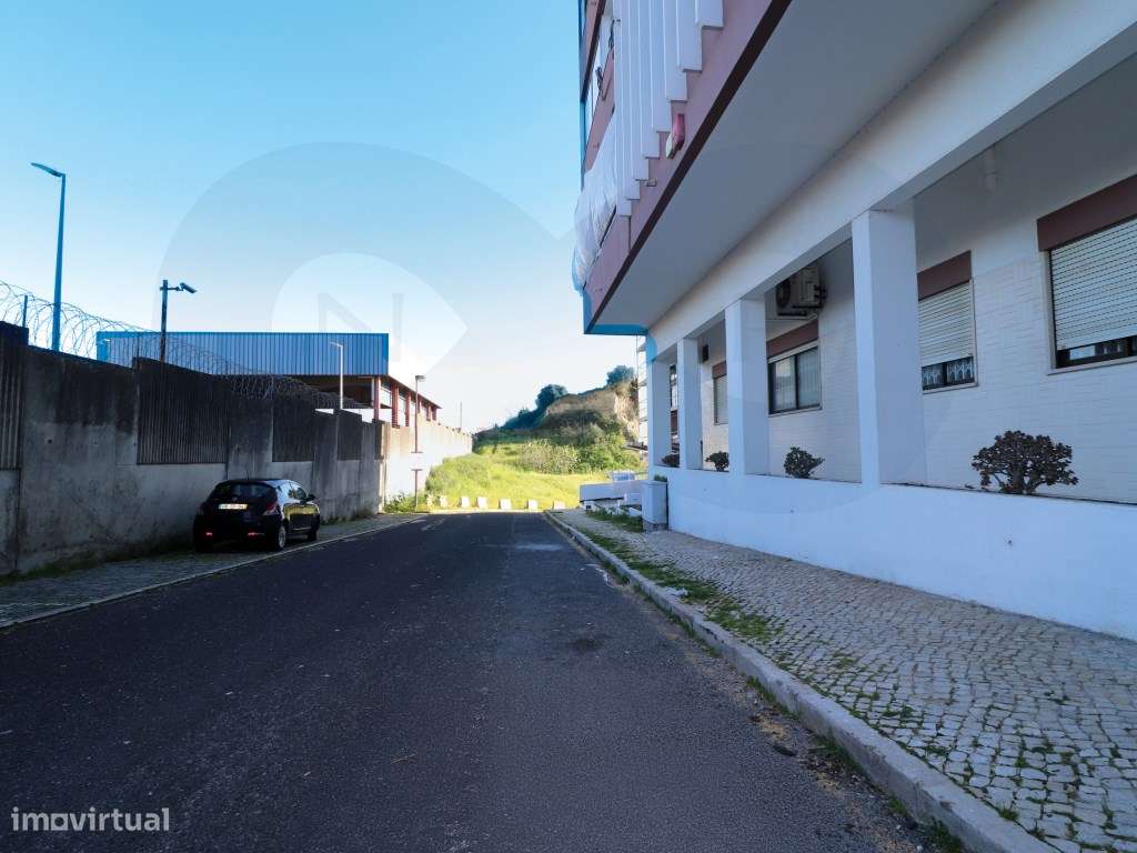 Escritórios, Co-Working ou Espaço de Múltiplas Utilizações com Esta...-2