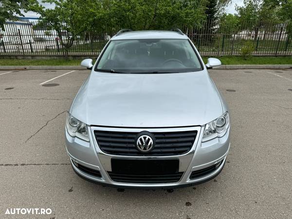 Volkswagen Passat Variant 2.0 TDI Comfortline - 14