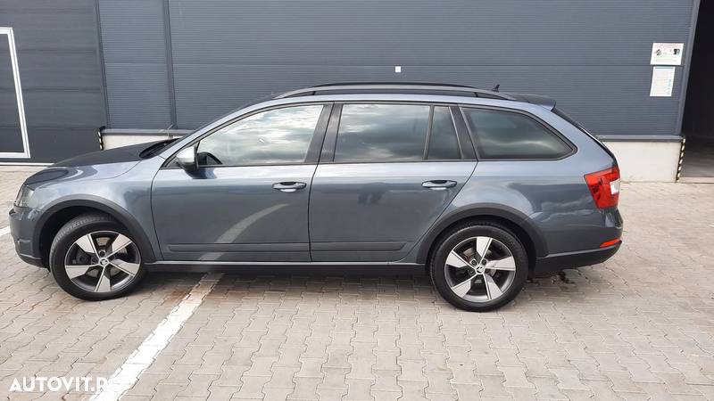 Skoda Octavia Combi 2.0 TDI 4x4 DSG Scout - 11