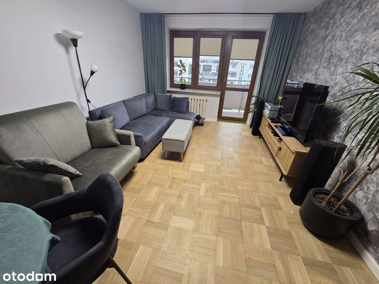 2 pokoje po remoncie + balkon loggia + piwnica - oddzielna kuchnia-3