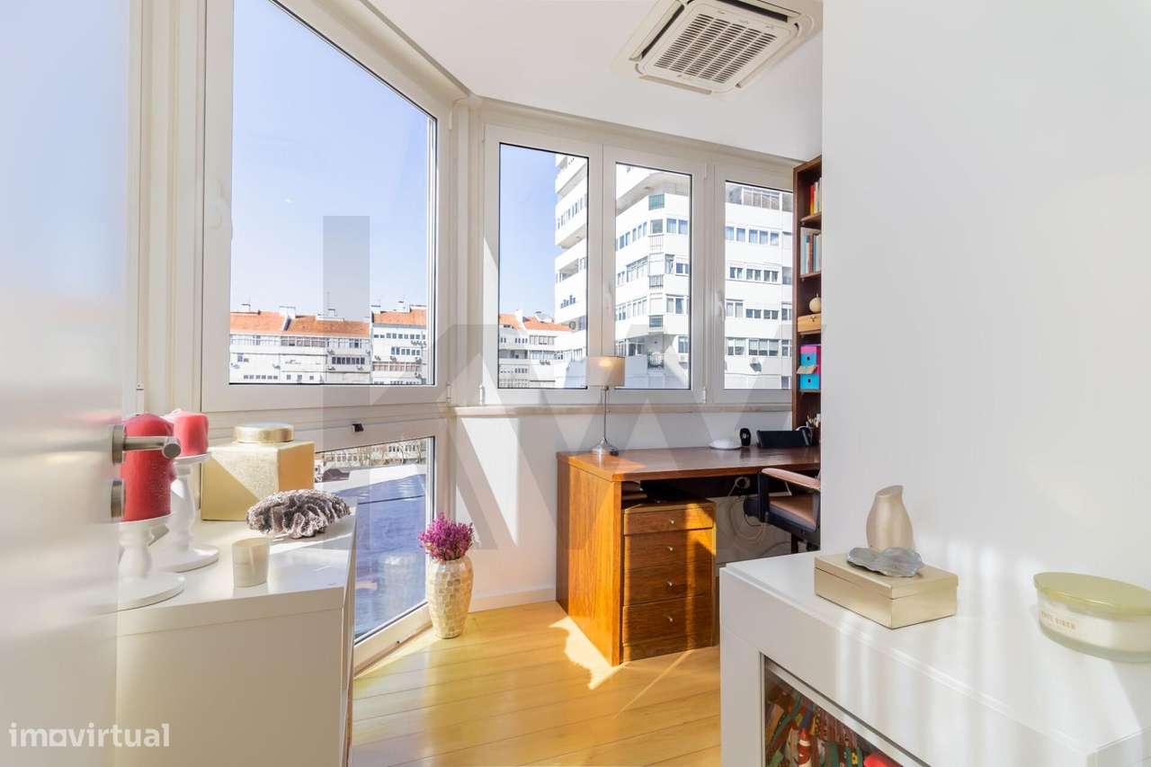 Apartamento T3+1 c/ 190m2 e 1 Estacionamento - Grande imagem: 5/24