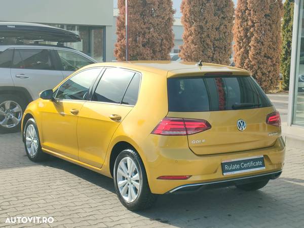 Volkswagen Golf 2.0 TDI Comfortline - 5