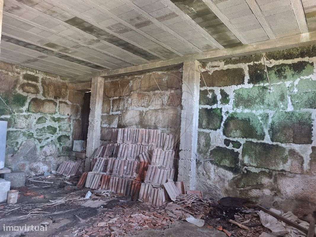 Moradia T13 para venda-21