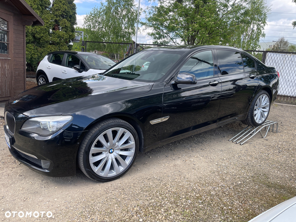 BMW Seria 7 740d xDrive - 9