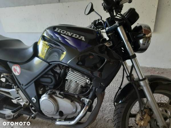 Honda CB - 10