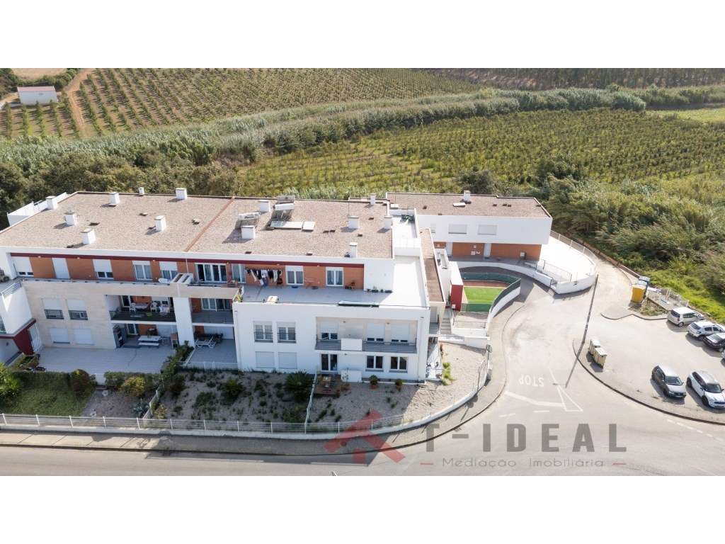 Apartamento T2 com Terraço-35