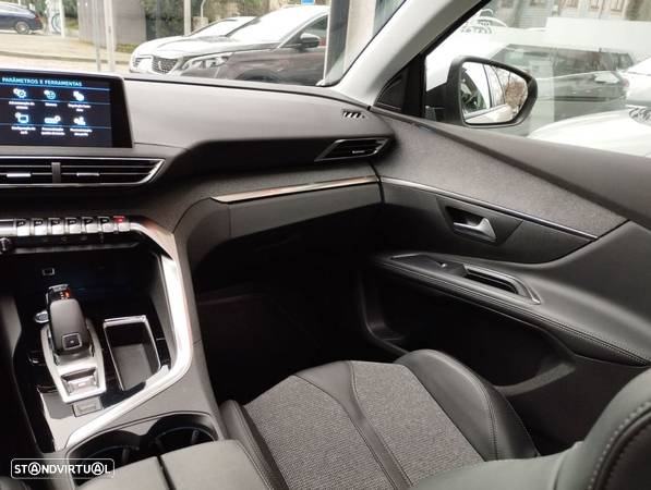 Peugeot 5008 1.2 PureTech Allure Pack EAT8 - 13