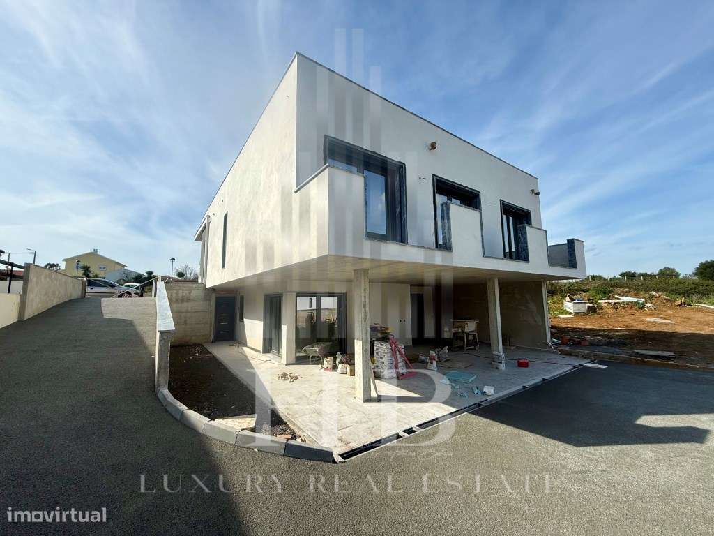 Moradia Geminada T3 | Nova | Rebanque | Sintra - Grande imagem: 4/24