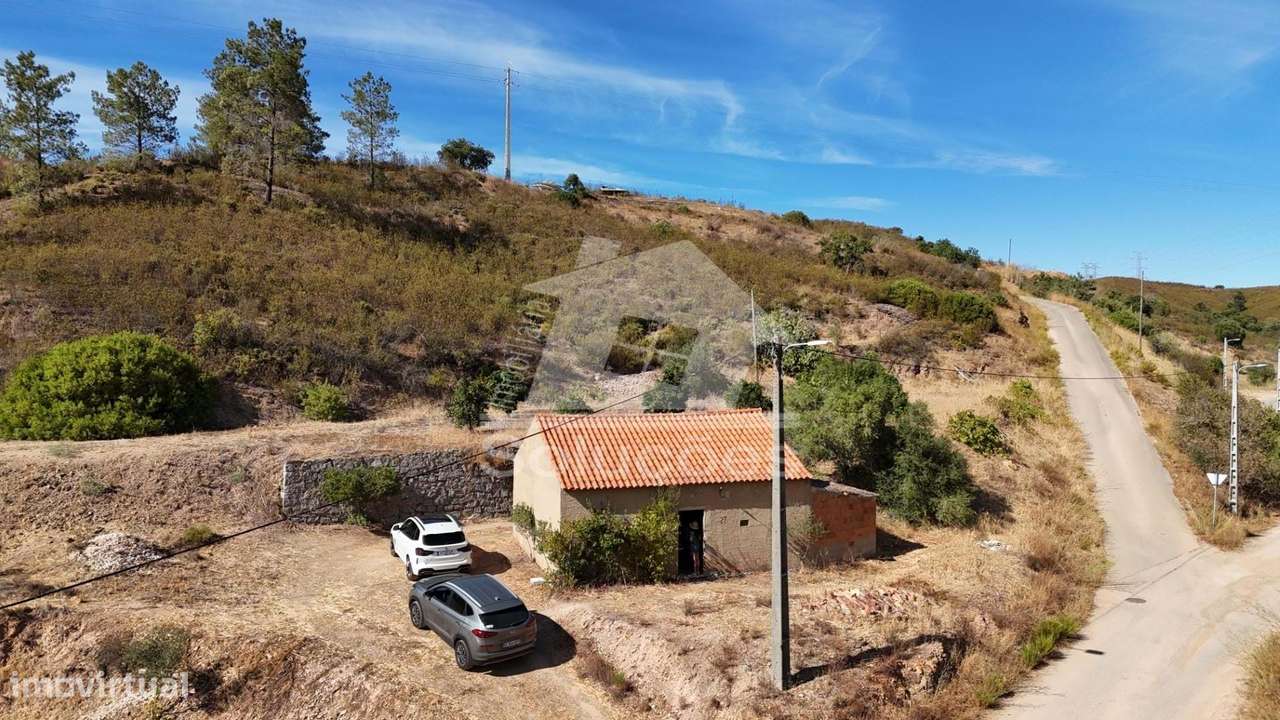 Terreno com Casa para Recuperar em Portimão - Grande imagem: 4/15
