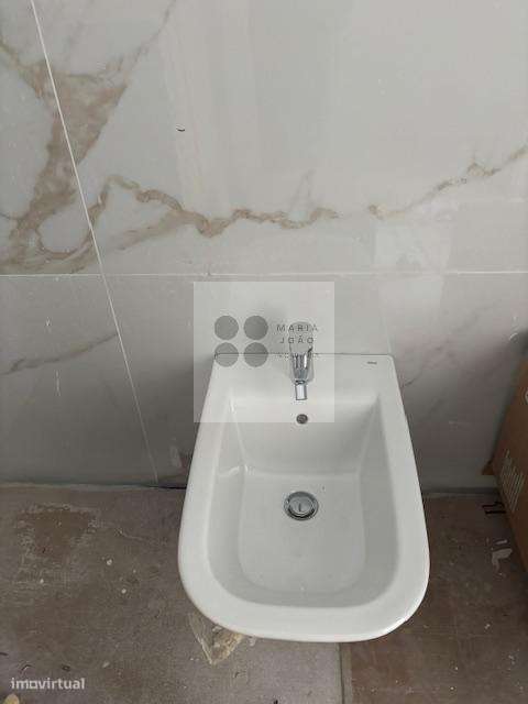 Apartamentos  NOVOS T2 e T3, Local MUITO Sossegado, Excelentes!-21