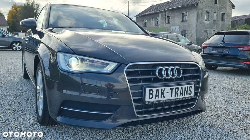 Audi A3 1.6 TDI Sportback - 6