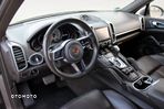 Porsche Cayenne S Diesel Platinum Edition - 17