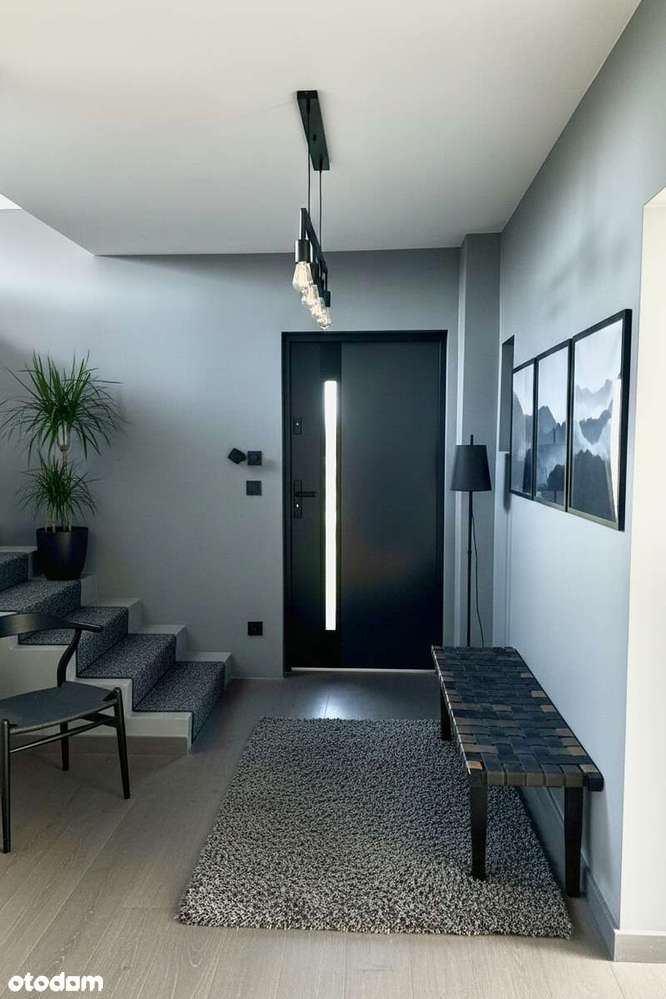 Przestronny dom z garażem - Pełny obrazek: 5/17